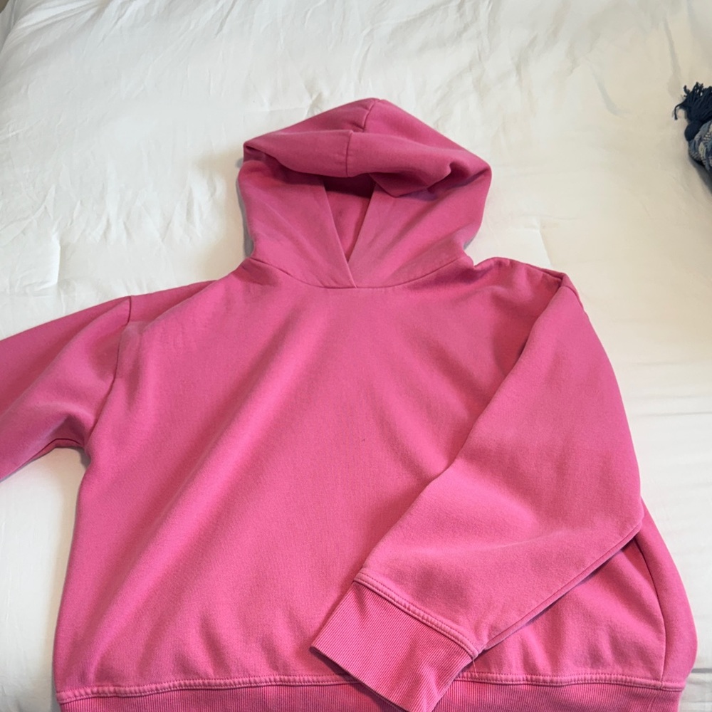 Pink Women's Zara Hoodie Sweater - Classic Pullover